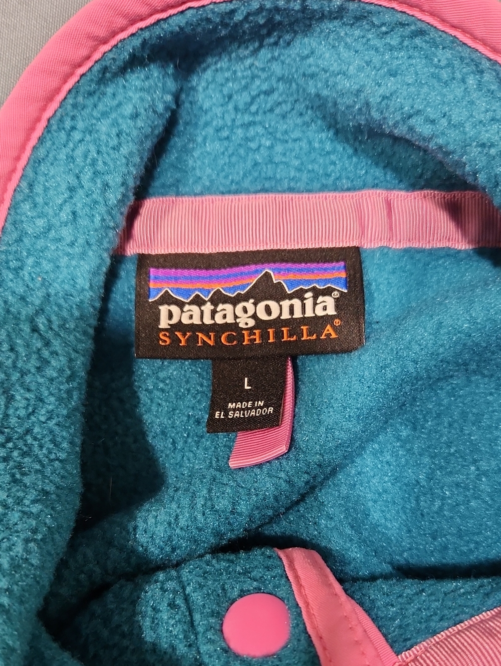 Patagonia Womens Synchilla Fleece - Teal, Navy & Pink. Size Large. - Picture 3 of 5